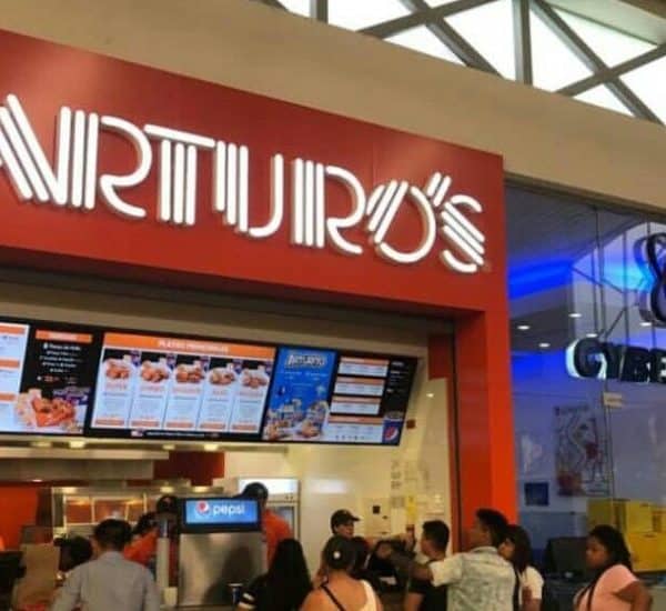 Las ventas de Arturo’s aumentan 80% gracias a su «Pana Luch»